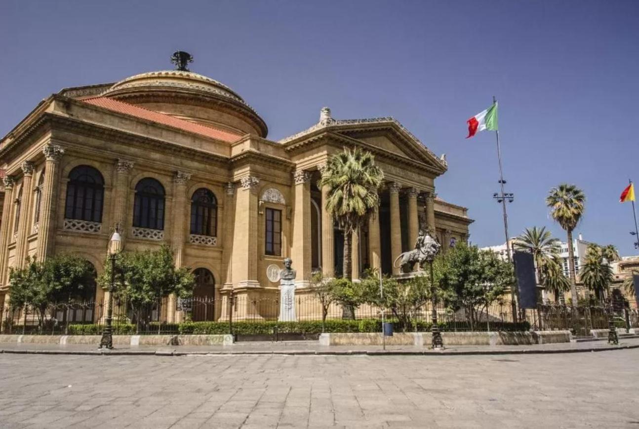 Le Porte Del Kassaro Palermo Bagian luar foto